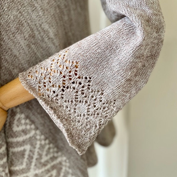 Paper Crane BOHO High-Low Knit Sweater- S - Picture 6 of 8